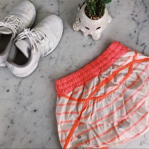 Lululemon athletica sz 6 Coral pink striped skirt